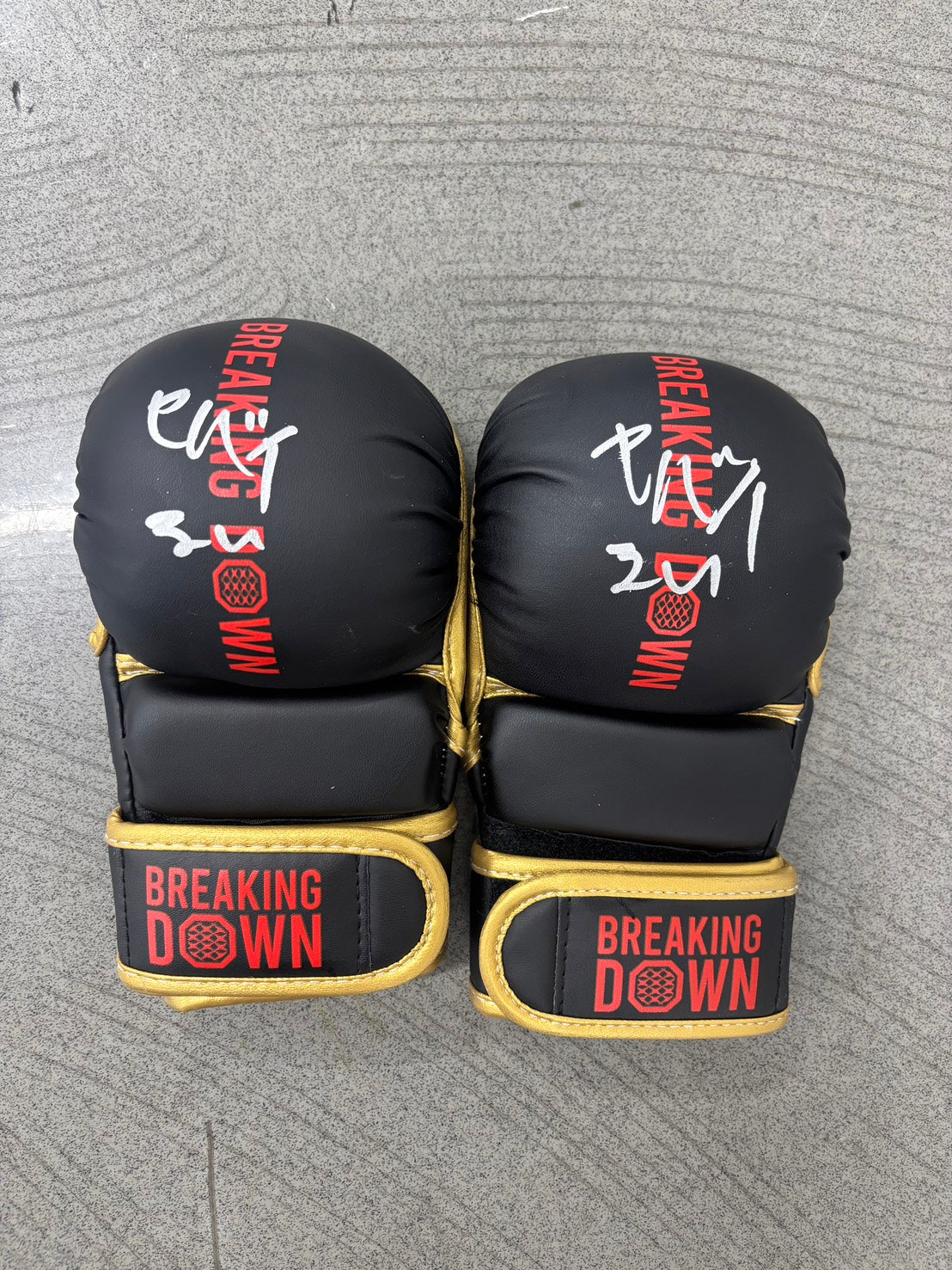BreakingDown18 野嶋琉生選手サイン入りグローブ