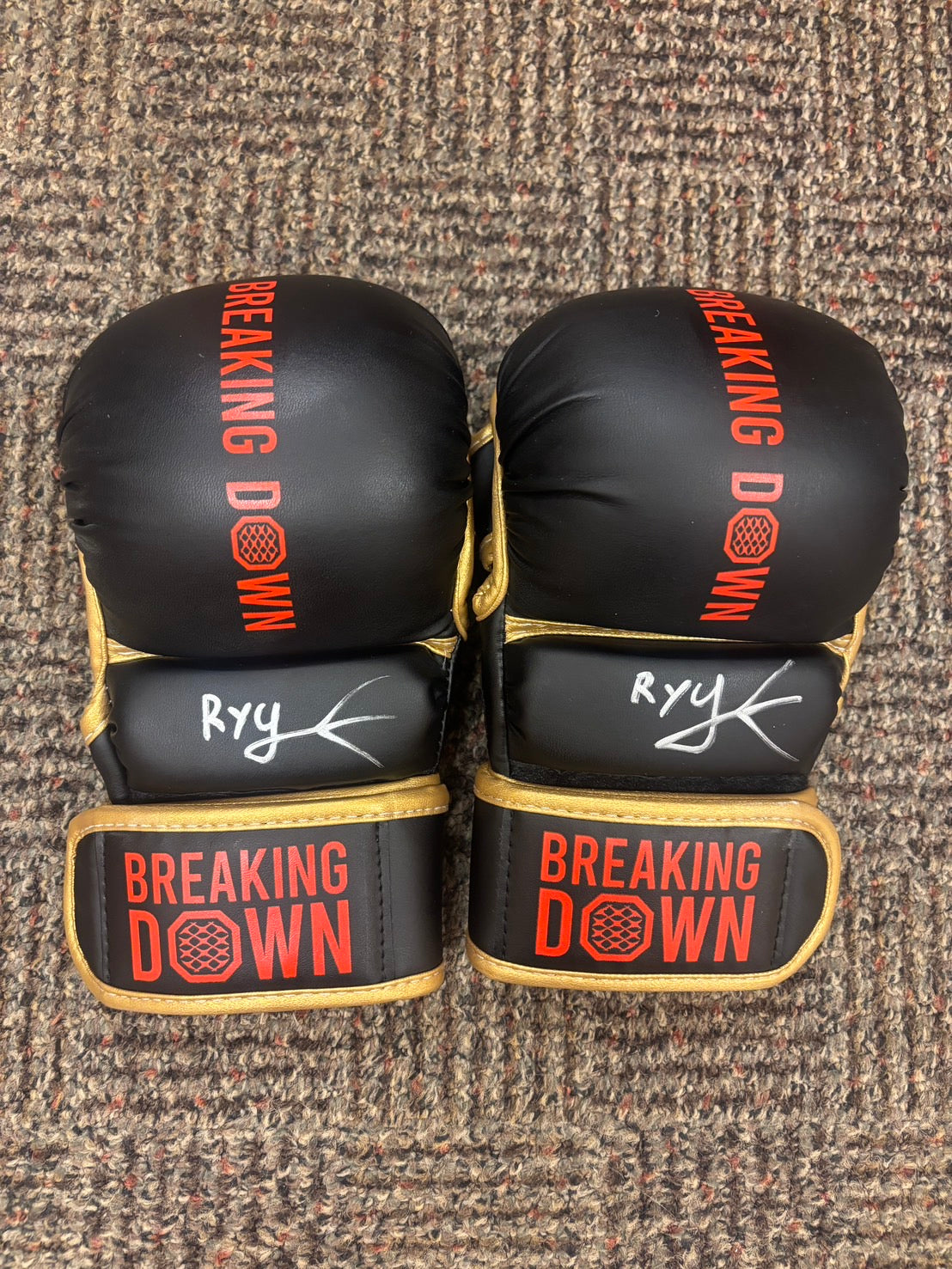 BreakingDown18.5 龍之介選手サイン入りグローブ