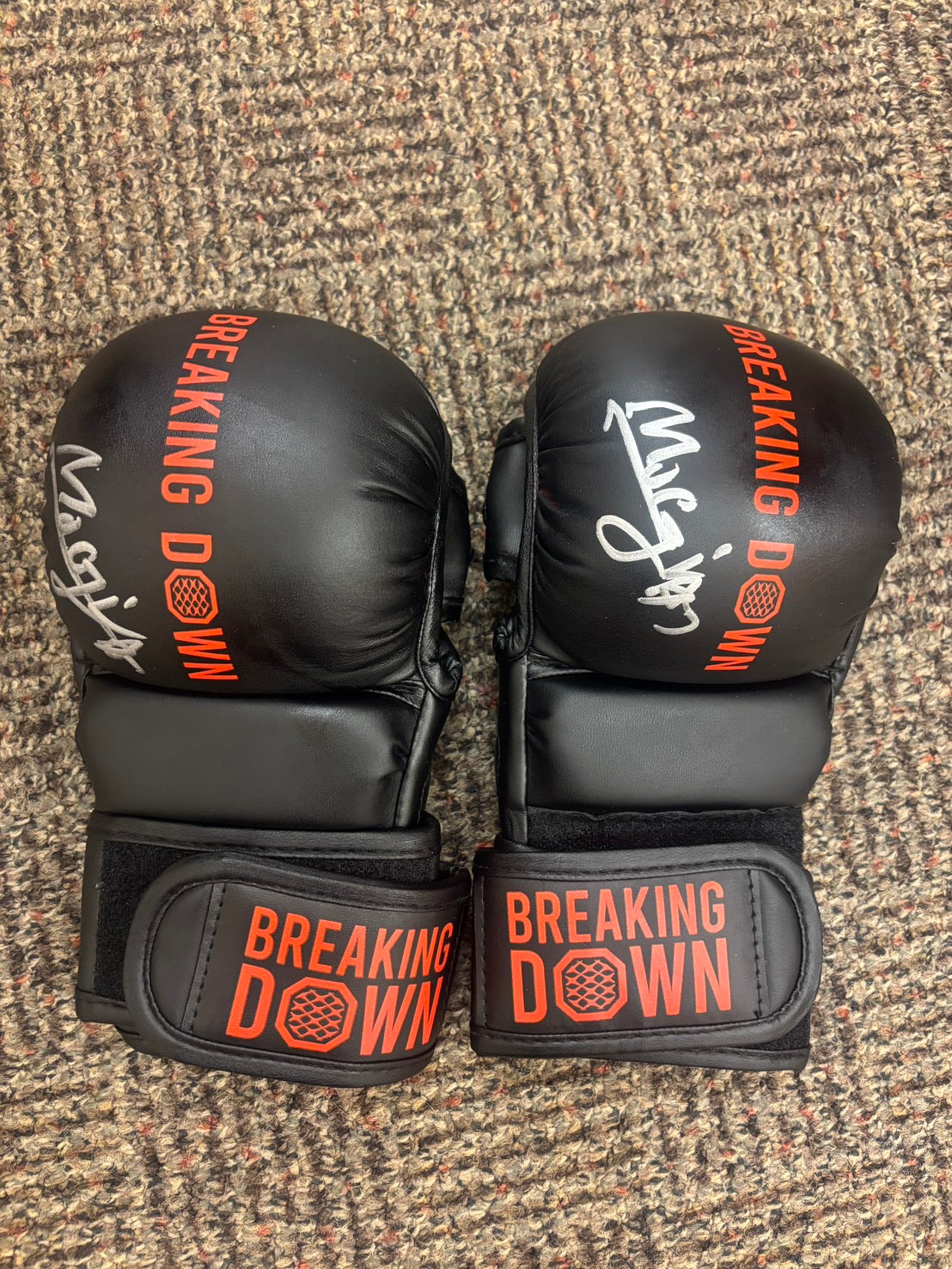 BreakingDown18.5 モギ選手サイン入りグローブ