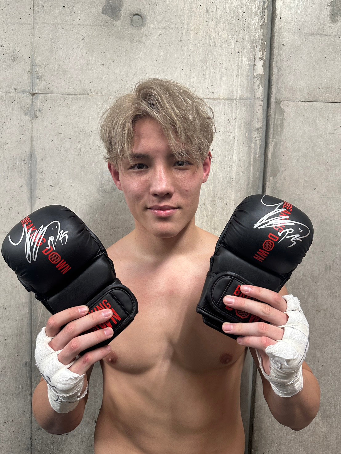 BREAKING DOWN ブレイキング ダウン グローブ ブラック Sサイズ Breaking Down MMA グローブ BLACK – BreakingDown ONLINE SHOP