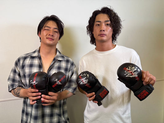 BreakingDown16.5 足ポキニキ＆FUGA選手サイン入りグローブ