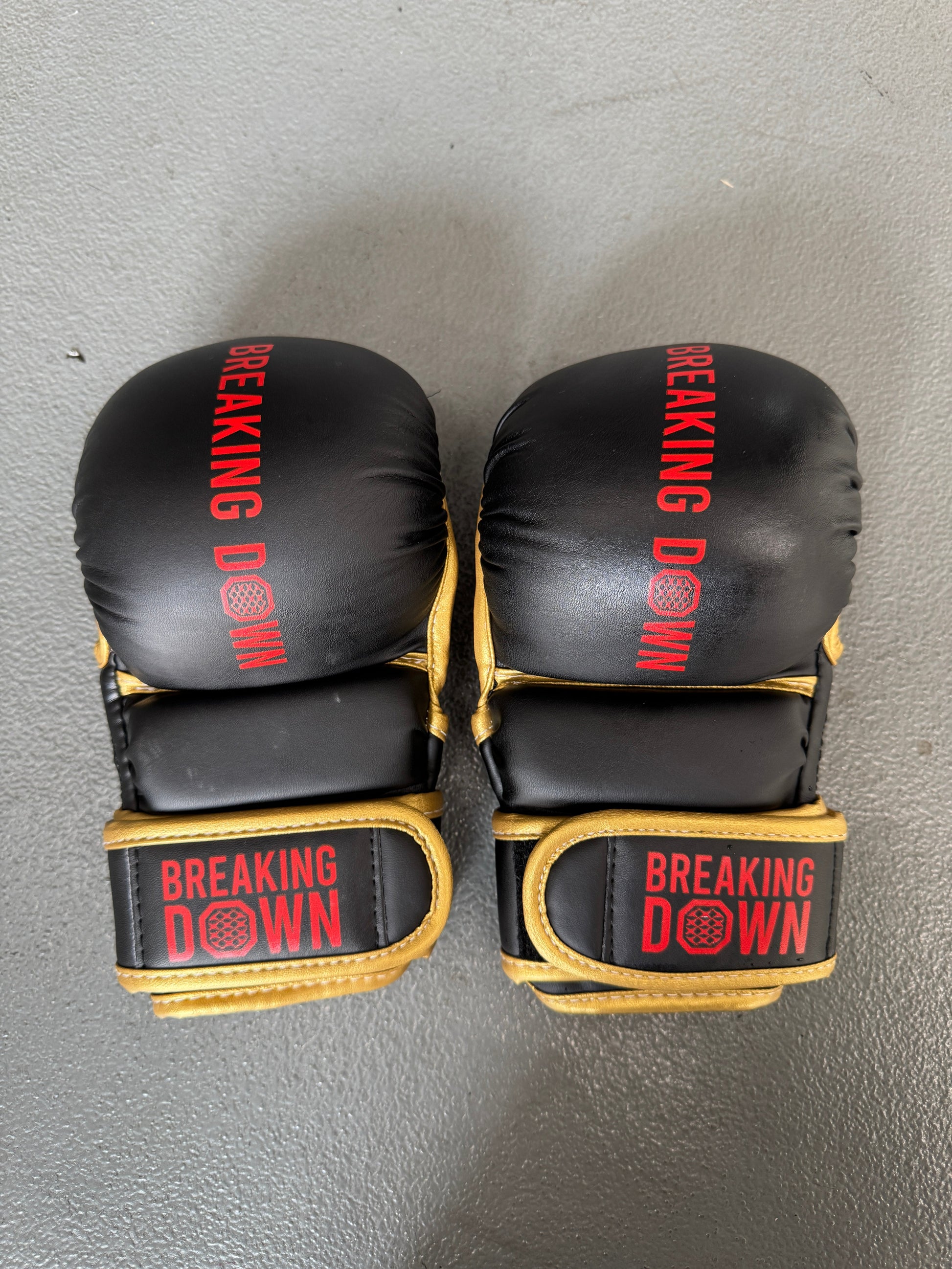 BreakingDown17 金森雄大選手サイン入りグローブ